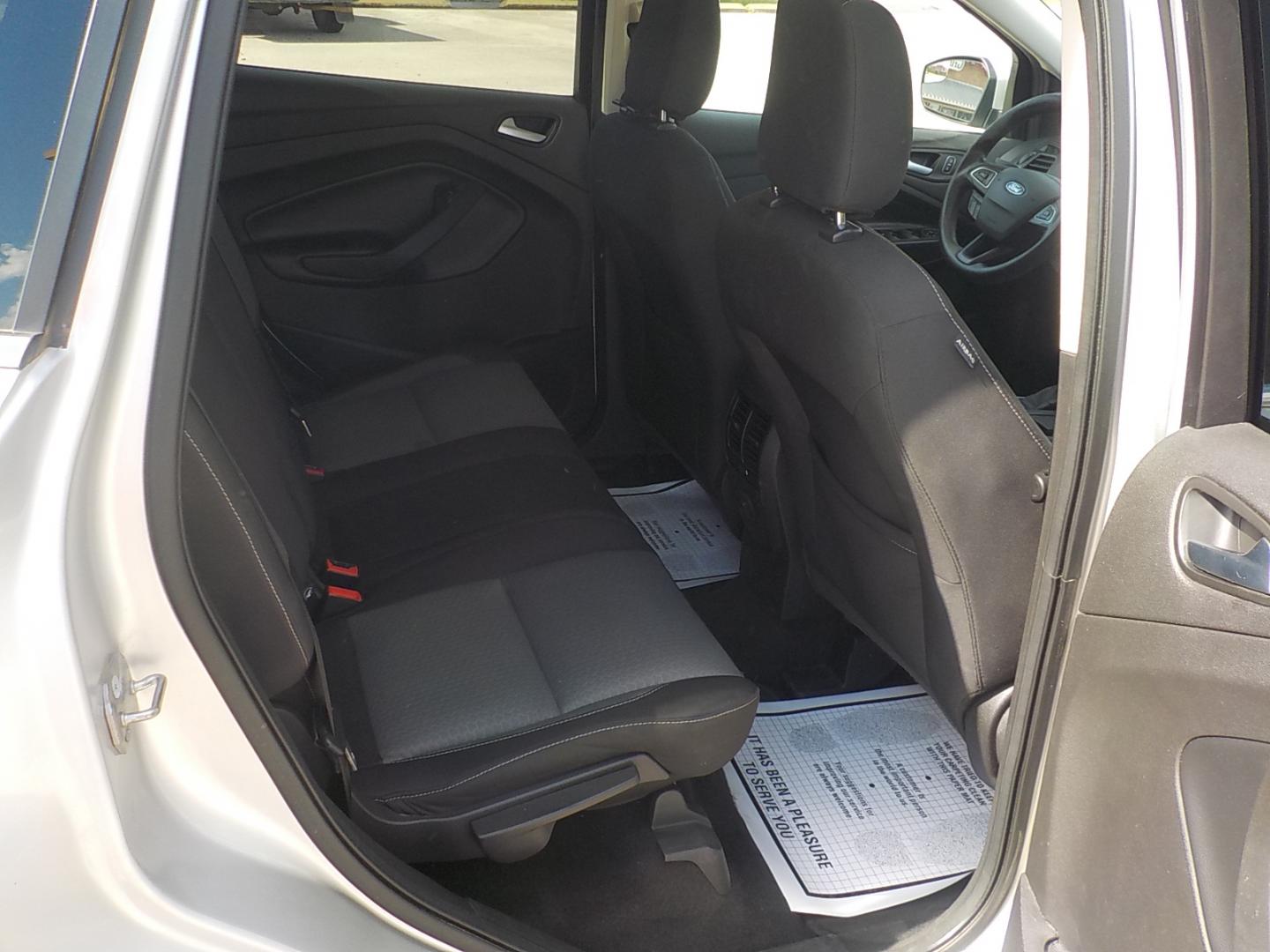 2018 Silver /Black Ford Escape SE 4WD (1FMCU9GD3JU) with an 1.5L L4 DOHC 16V engine, 6A transmission, located at 1617 W Church Street, Livingston, TX, 77351, (936) 327-3600, 30.710995, -94.951157 - 4X4!! Can use the 4X4 this time of year no doubt! Come check this one out for yourself!! - Photo#15