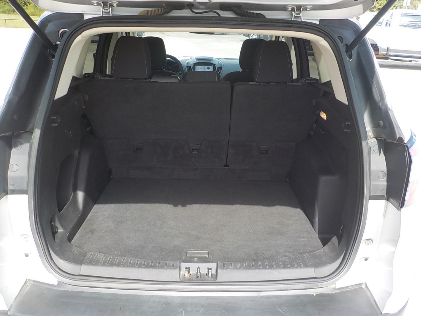 2018 Silver /Black Ford Escape SE 4WD (1FMCU9GD3JU) with an 1.5L L4 DOHC 16V engine, 6A transmission, located at 1617 W Church Street, Livingston, TX, 77351, (936) 327-3600, 30.710995, -94.951157 - 4X4!! Can use the 4X4 this time of year no doubt! Come check this one out for yourself!! - Photo#14