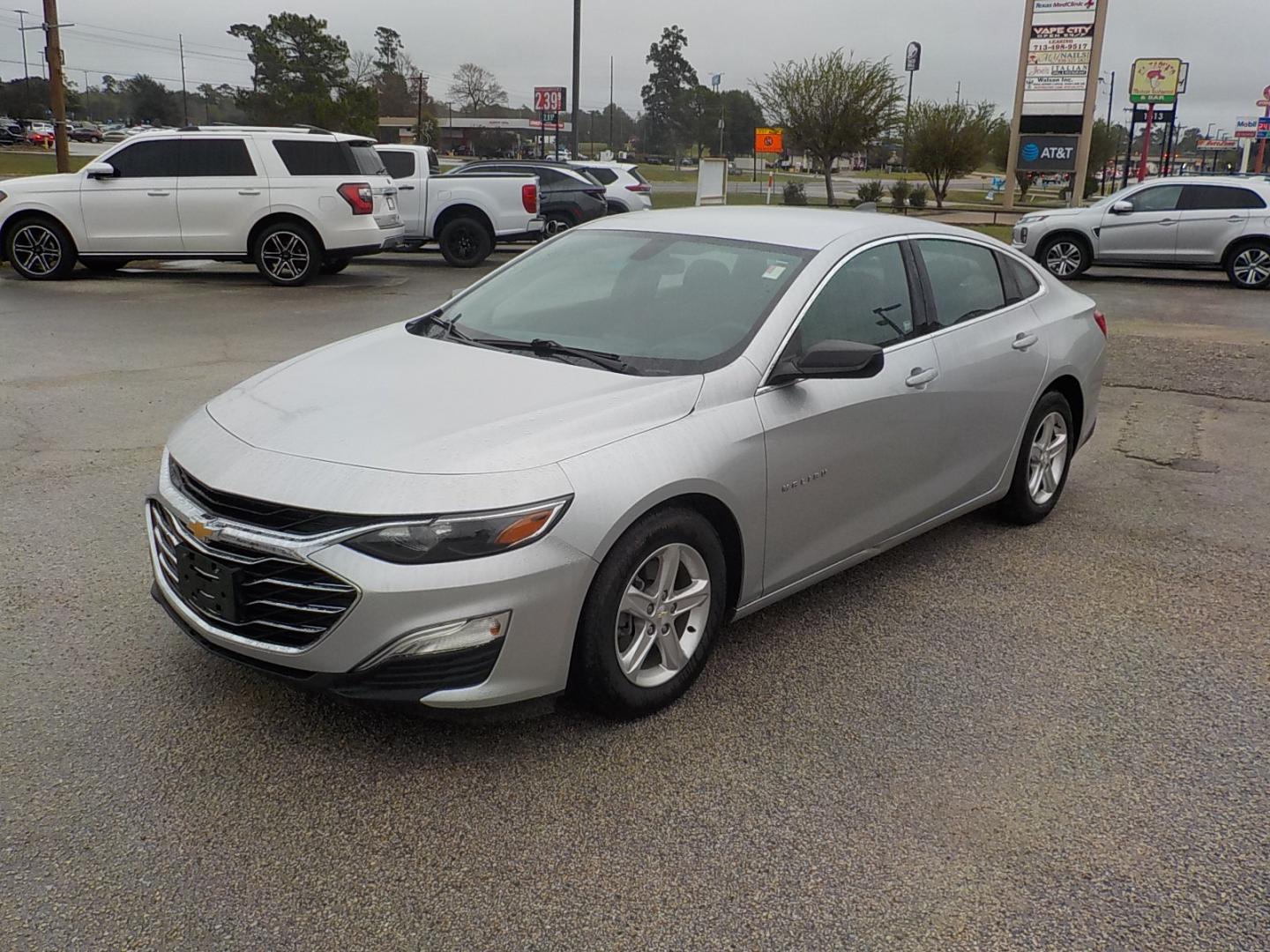 2021 Silver /Black Chevrolet Malibu 1FL (1G1ZC5ST4MF) with an 1.5L L4 DOHC 16V engine, 6A transmission, located at 1617 W Church Street, Livingston, TX, 77351, (936) 327-3600, 30.710995, -94.951157 - These Malibu's are good running and driving cars that are VERY ECONOMICAL to operate - Photo#3