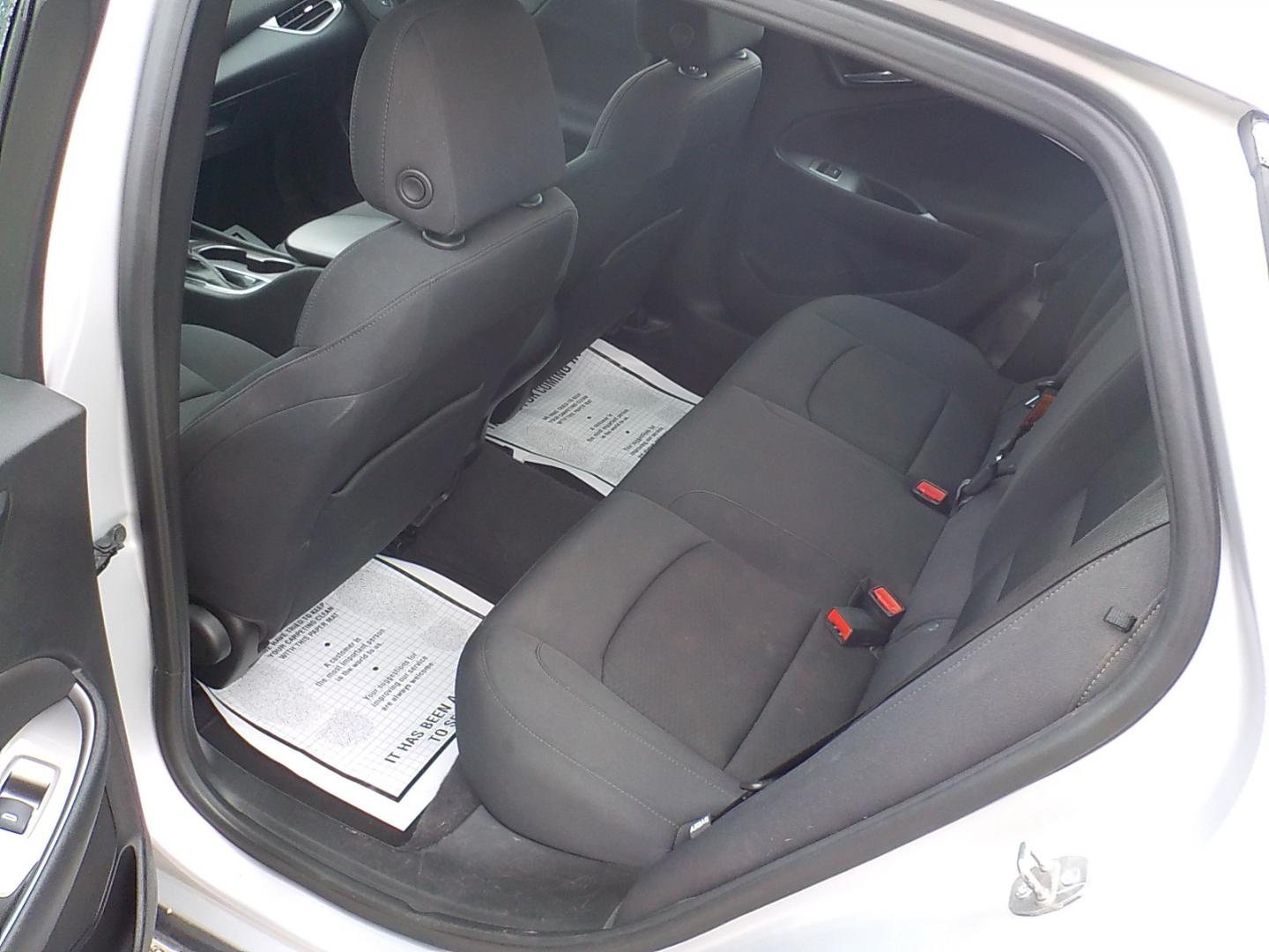 2021 Silver /Black Chevrolet Malibu 1FL (1G1ZC5ST4MF) with an 1.5L L4 DOHC 16V engine, 6A transmission, located at 1617 W Church Street, Livingston, TX, 77351, (936) 327-3600, 30.710995, -94.951157 - These Malibu's are good running and driving cars that are VERY ECONOMICAL to operate - Photo#10