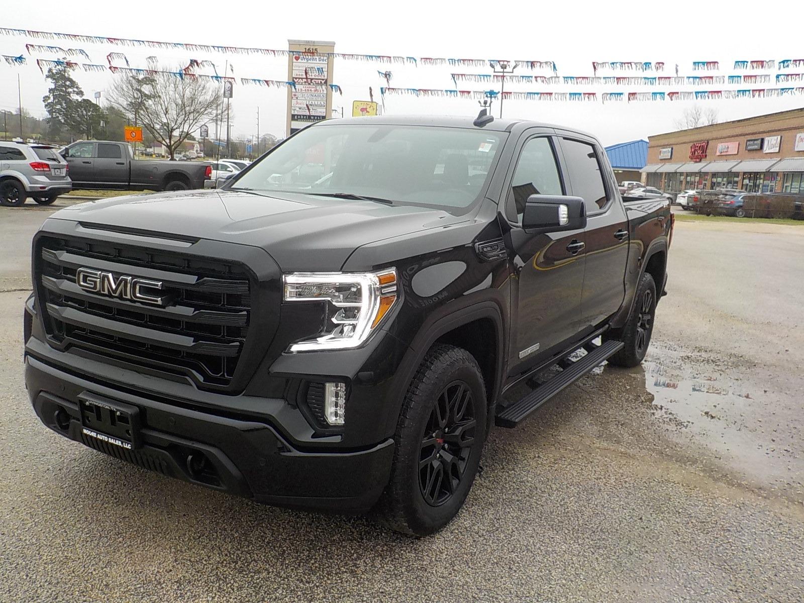 2022 Black /Black GMC Sierra 1500 Elevation Crew Cab 4WD (3GTU9CED1NG) with an 5.3L V8 OHV 16V engine, 6A transmission, located at 1617 W Church Street, Livingston, TX, 77351, (936) 327-3600, 30.710995, -94.951157 - ONE OWNER!! LOW MILES!! Absolutely unbelievable truck!! 4X4! Just come check it out for yourself!! - Photo #3
