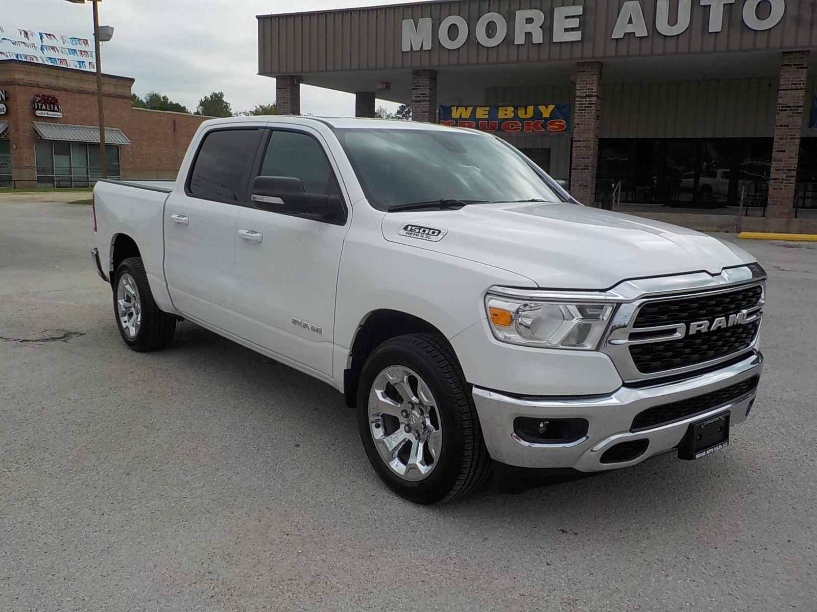 2022 White /Gray RAM 1500 Big Horn Crew Cab SWB 2WD (1C6RREFT0NN) with an 5.7L V8 OHV 16V engine, 8A transmission, located at 1617 W Church Street, Livingston, TX, 77351, (936) 327-3600, 30.710995, -94.951157 - WOW!! I really don't know what else to say! Maybe: SWEEEET! - Photo #1
