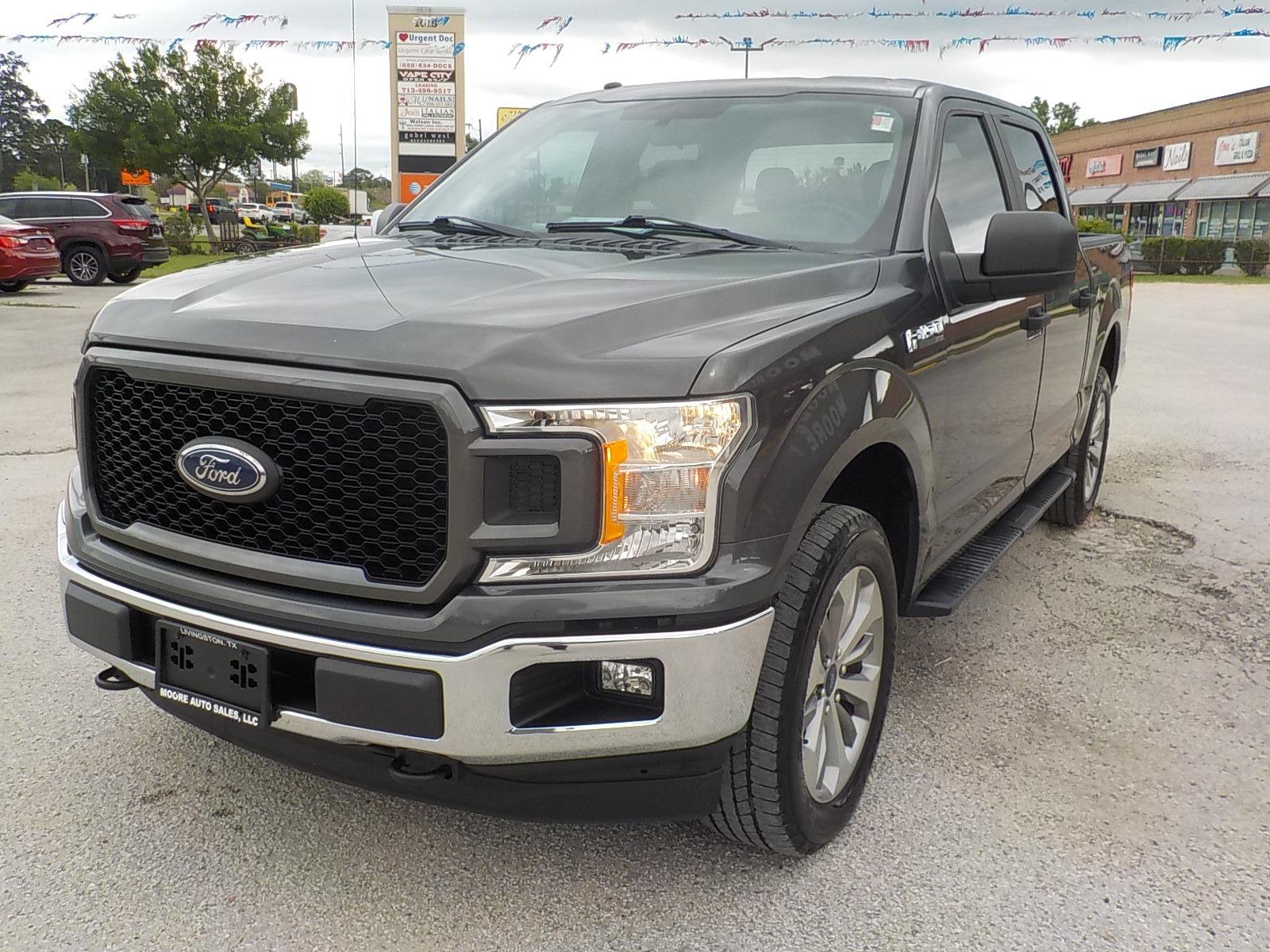 2018 Gray Ford F-150 XLT SuperCrew 6.5-ft. Bed 4WD (1FTEW1EP9JK) with an 2.7L V6 DOHC 24V engine, 6A transmission, located at 1617 W Church Street, Livingston, TX, 77351, (936) 327-3600, 30.710995, -94.951157 - Exceptional is what comes to mind when I look at this truck! - Photo #2