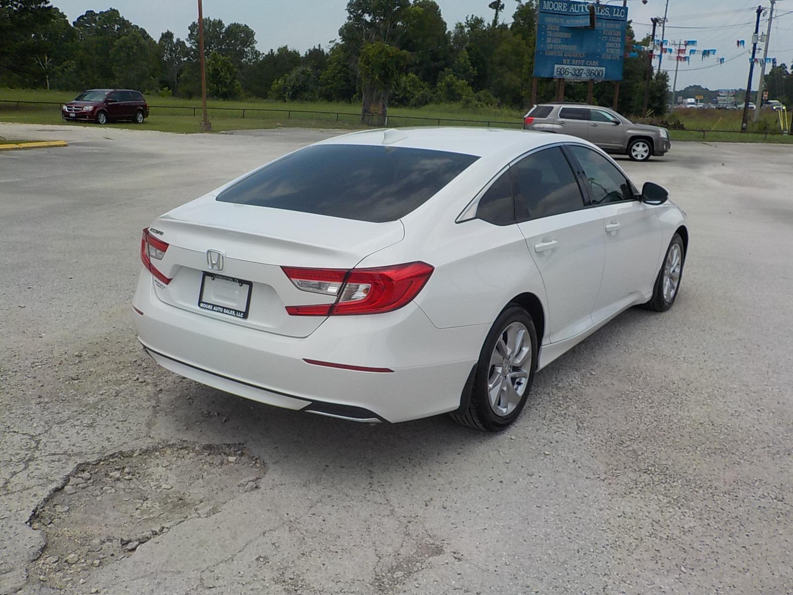 2018 White /Black Honda Accord LX CVT (1HGCV1F13JA) with an 1.5L L4 DOHC 16V engine, CVT transmission, located at 1617 W Church Street, Livingston, TX, 77351, (936) 327-3600, 30.710995, -94.951157 - ONE OWNER!! EXTREMELY low miles!! Bought this one off the street - Photo #6