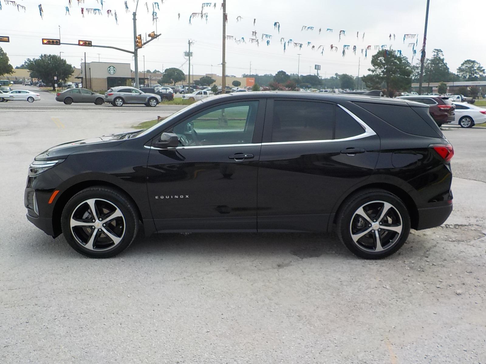 2022 Black /Black Chevrolet Equinox LT 2WD (3GNAXKEV4NL) with an 1.5L L4 DOHC 16V TURBO engine, 6A transmission, located at 1617 W Church Street, Livingston, TX, 77351, (936) 327-3600, 30.710995, -94.951157 - ONE OWNER!! LOW LOW MILES!! Bought this one off the street. Nothing to worry about here! - Photo #5