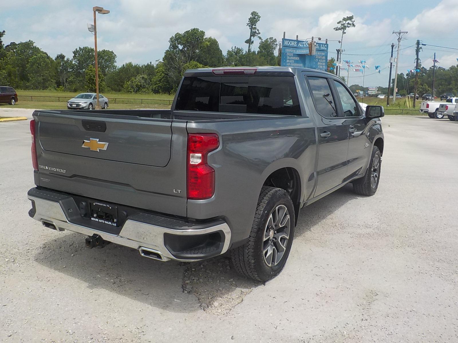 2021 Gray /Black Chevrolet Silverado 1500 LT Crew Cab 4WD (3GCUYDEDXMG) with an 5.3L V8 OHV 16V engine, 6A transmission, located at 1617 W Church Street, Livingston, TX, 77351, (936) 327-3600, 30.710995, -94.951157 - ONE OWNER!! GOOD MILES!! Z71 4X4!! - Photo #6