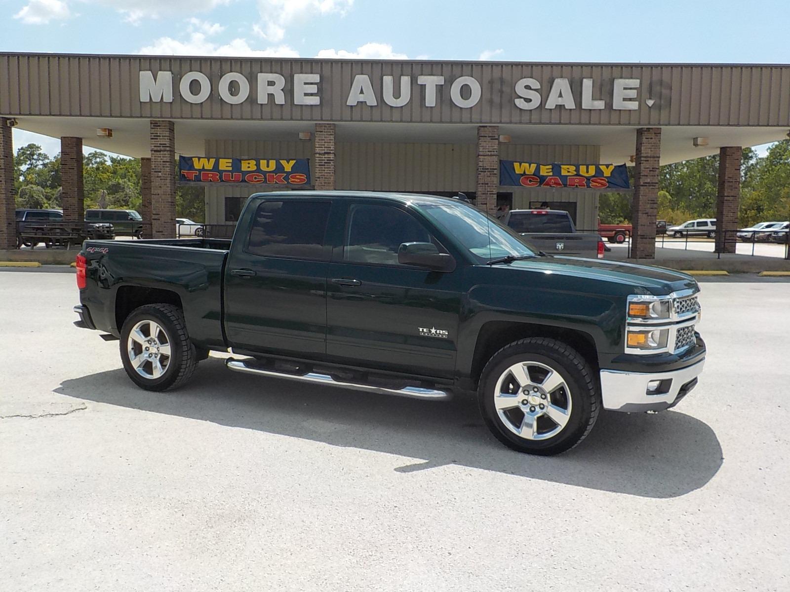 2015 Green /Gray Chevrolet Silverado 1500 LT Crew Cab 4WD (3GCUKREC7FG) with an 5.3L V8 OHV 16V engine, 6-Speed Automatic transmission, located at 1617 W Church Street, Livingston, TX, 77351, (936) 327-3600, 30.710995, -94.951157 - ONE OWNER!! Crew cab 4X4!! - Photo #0