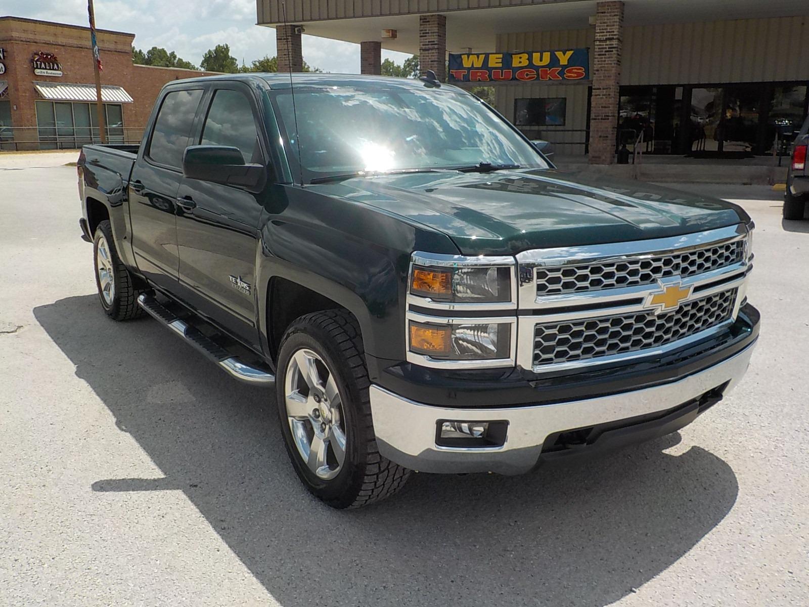 2015 Green /Gray Chevrolet Silverado 1500 LT Crew Cab 4WD (3GCUKREC7FG) with an 5.3L V8 OHV 16V engine, 6-Speed Automatic transmission, located at 1617 W Church Street, Livingston, TX, 77351, (936) 327-3600, 30.710995, -94.951157 - ONE OWNER!! Crew cab 4X4!! - Photo #1