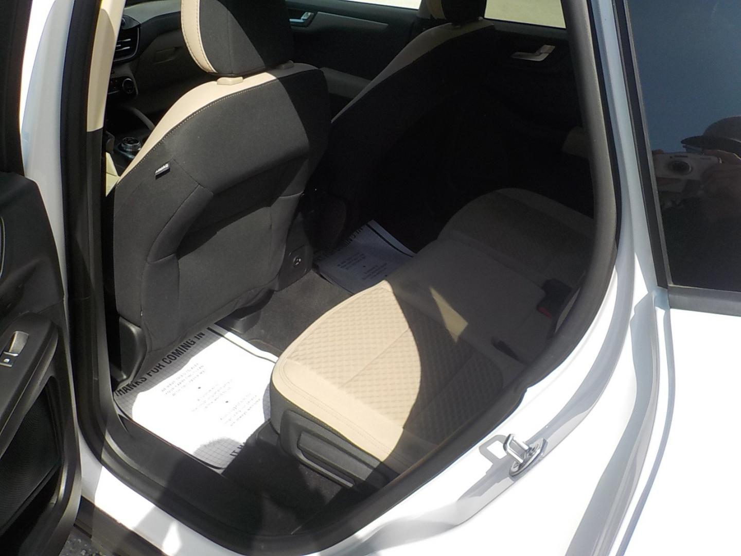 2020 White /Tan Ford Escape SE (1FMCU0G65LU) with an 1.5L L3 engine, 6A transmission, located at 1617 W Church Street, Livingston, TX, 77351, (936) 327-3600, 30.710995, -94.951157 - EFFICIENT!! That's the word that comes to mind with these Escape's - Photo#10