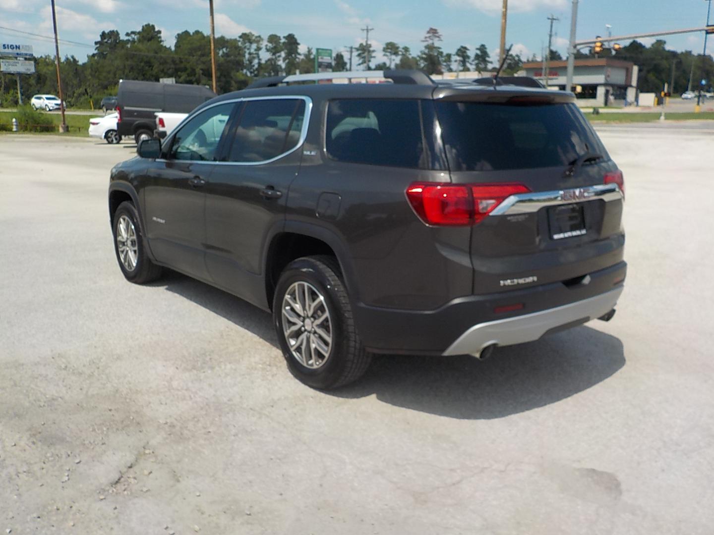2019 Brown /Tan GMC Acadia SLE-2 FWD (1GKKNLLS5KZ) with an 3.6L V6 DOHC 24V engine, 6A transmission, located at 1617 W Church Street, Livingston, TX, 77351, (936) 327-3600, 30.710995, -94.951157 - Really a pretty vehicle. Great miles! - Photo#5
