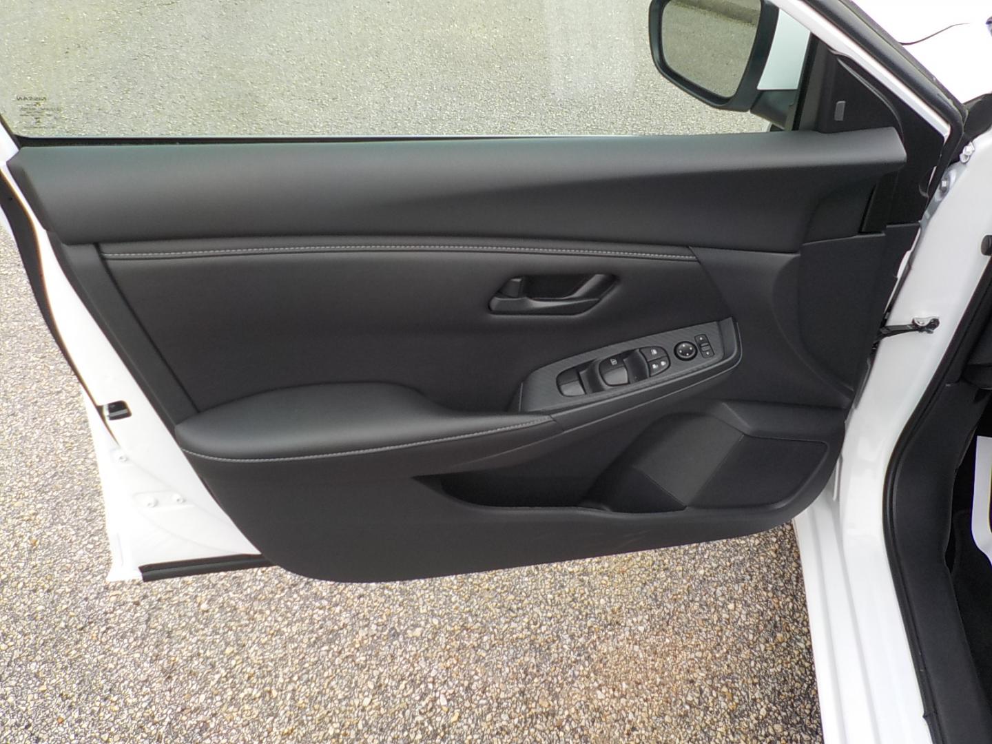 2025 White /Black Nissan Sentra S (3N1AB8BV3SY) with an 1.8L L4 SFI DOHC 16V engine, CVT transmission, located at 1617 W Church Street, Livingston, TX, 77351, (936) 327-3600, 30.710995, -94.951157 - Real economy here!! - Photo#8