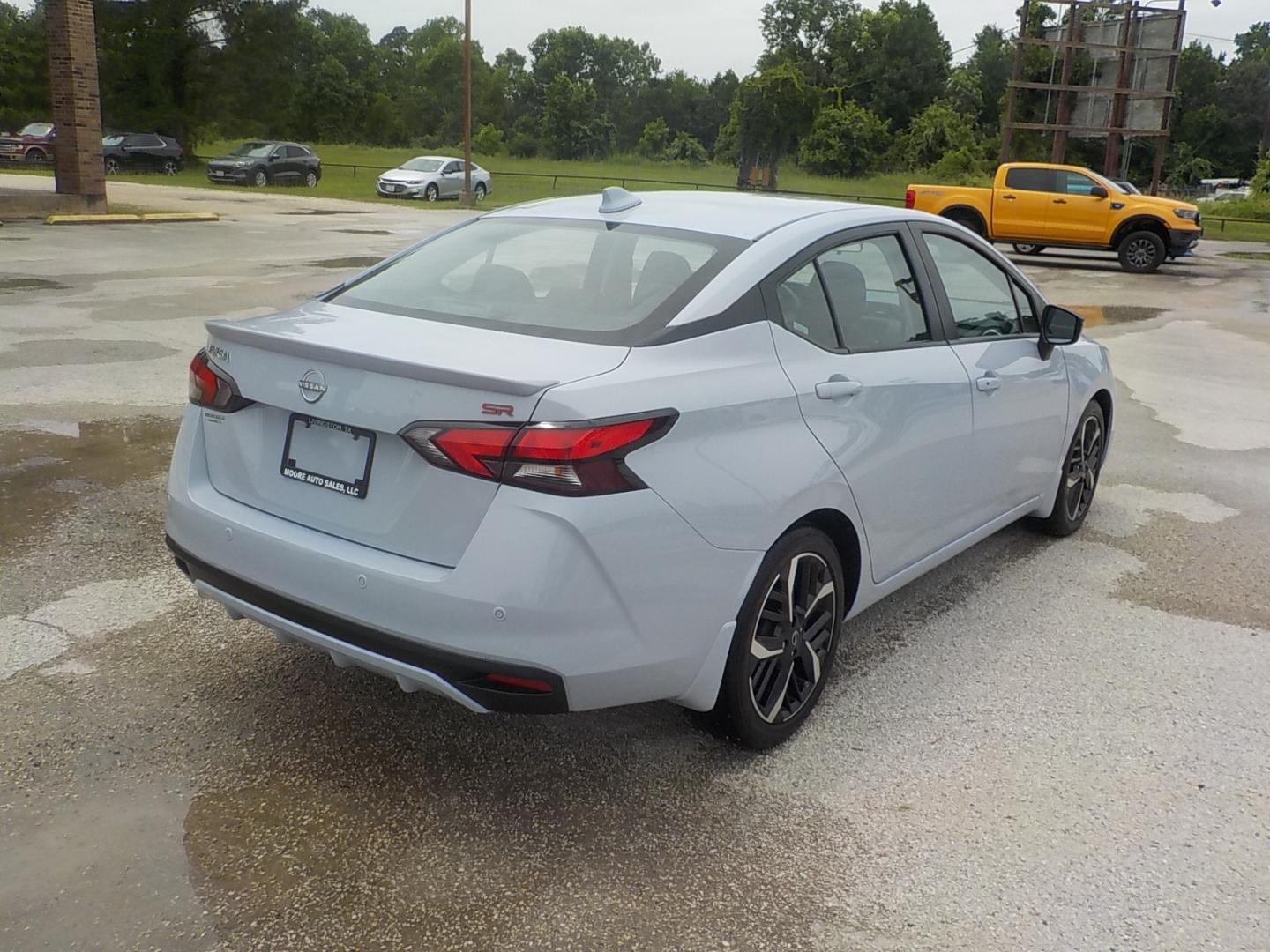 2024 Gray /Black Nissan Versa SR (3N1CN8FV5RL) with an 1.6L L4 DOHC 16V engine, CVT transmission, located at 1617 W Church Street, Livingston, TX, 77351, (936) 327-3600, 30.710995, -94.951157 - Great car that will save you MONEY!! - Photo#6