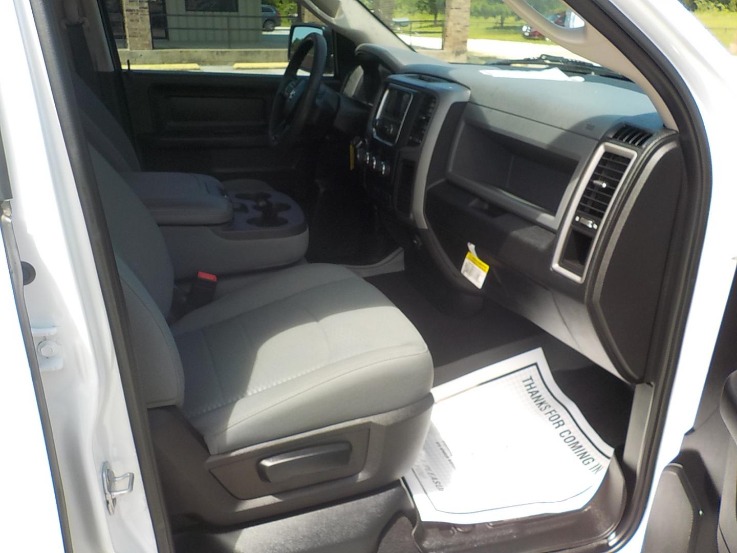 2020 White /Gray RAM 1500 Classic Tradesman Quad Cab 2WD (1C6RR6FG8LS) with an 3.6L V6 DOHC 24V FFV engine, 8A transmission, located at 1617 W Church Street, Livingston, TX, 77351, (936) 327-3600, 30.710995, -94.951157 - ONE OWNER!! LOW LOW MILES!! This is as nice of a truck that you're going to find for this money!!! - Photo#15
