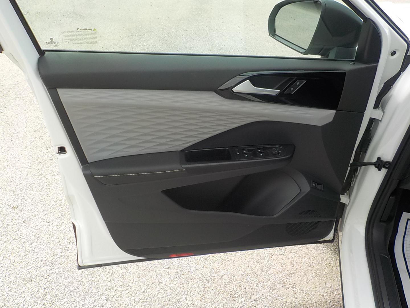 2024 White /Black Volkswagen Taos S (3VV5X7B27RM) with an 1.5L L4 SFI DOHC 16V engine, 8A transmission, located at 1617 W Church Street, Livingston, TX, 77351, (936) 327-3600, 30.710995, -94.951157 - This is a really sporty SUV that should get great fuel mileage for you!! - Photo#10