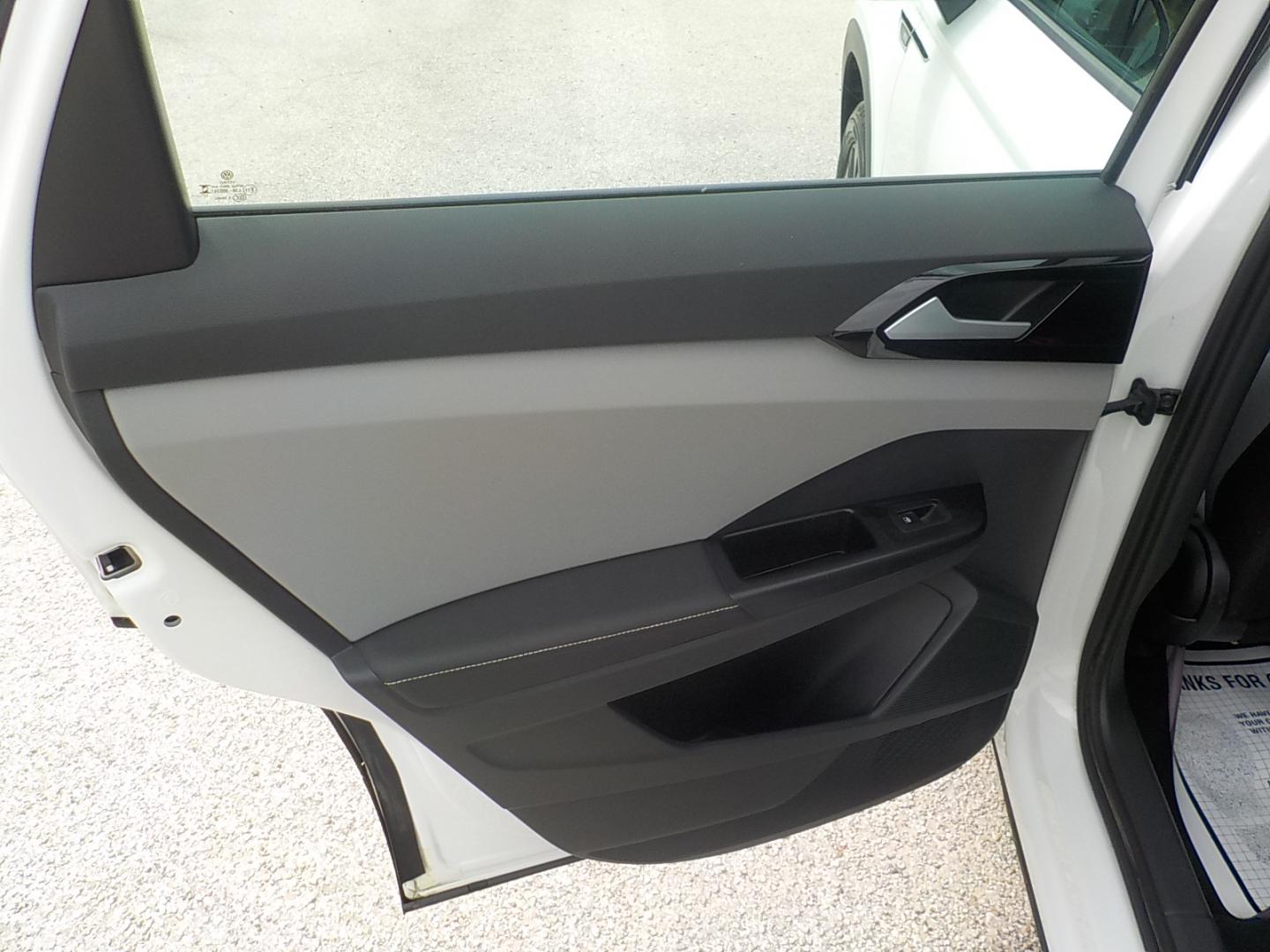 2024 White /Black Volkswagen Taos S (3VV5X7B27RM) with an 1.5L L4 SFI DOHC 16V engine, 8A transmission, located at 1617 W Church Street, Livingston, TX, 77351, (936) 327-3600, 30.710995, -94.951157 - This is a really sporty SUV that should get great fuel mileage for you!! - Photo#12