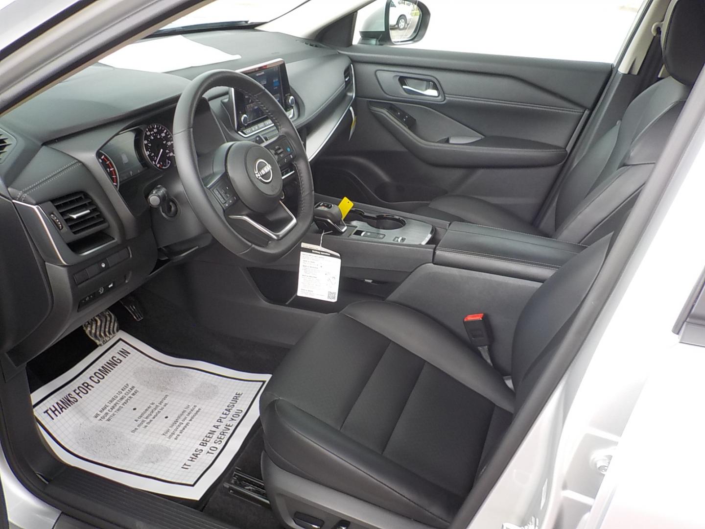 2024 Silver /Black Nissan Rogue SV (5N1BT3BA6RC) with an 2.5L L4 DOHC 16V engine, CVT transmission, located at 1617 W Church Street, Livingston, TX, 77351, (936) 327-3600, 30.710995, -94.951157 - WOW!! This is a SHARP VEHICLE!! It will be very economical to operate as well! - Photo#8