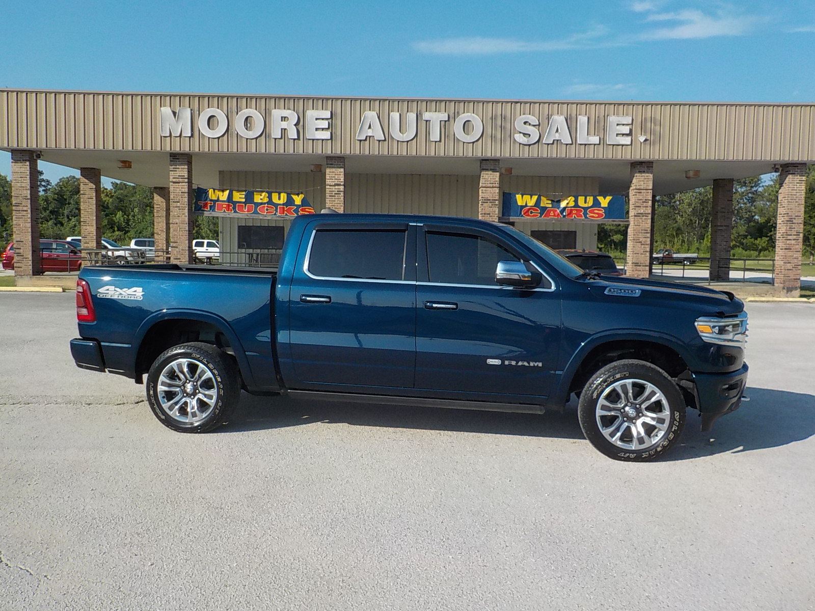 photo of 2021 RAM 1500 Longhorn Crew Cab SWB 4WD