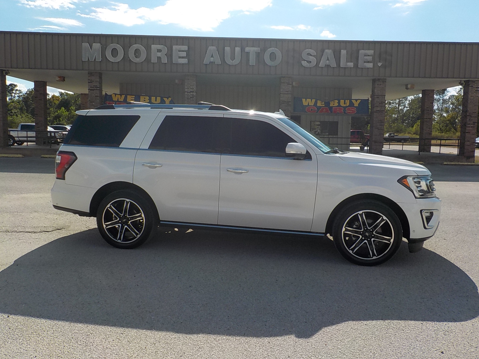 photo of 2019 Ford Expedition Limited 4WD