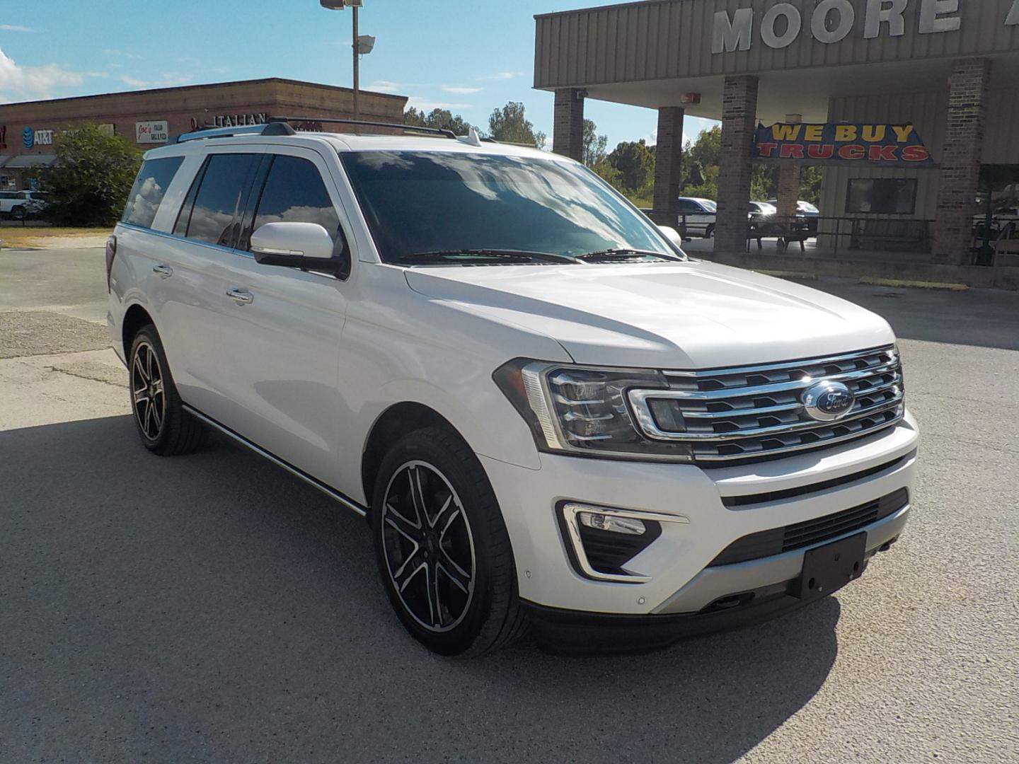 2019 White /Gray Ford Expedition Limited 4WD (1FMJU2AT5KE) with an 3.5L V6 DOHC 24V FFV engine, 6A transmission, located at 1617 W Church Street, Livingston, TX, 77351, (936) 327-3600, 30.710995, -94.951157 - Nice 4X4 family ride! Take the whole family to the lease this year in this comfortable expedition!! - Photo#1