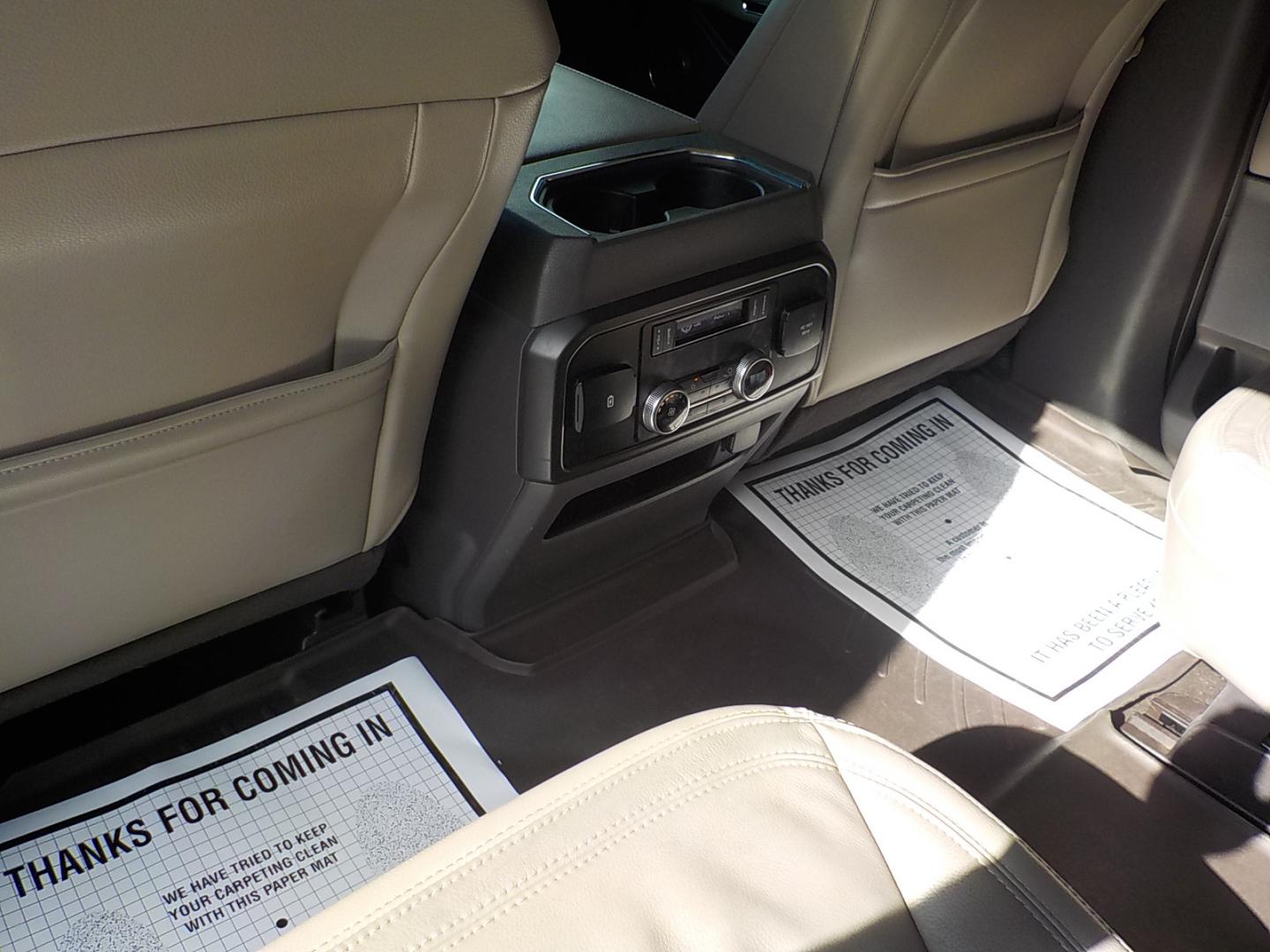 2019 White /Gray Ford Expedition Limited 4WD (1FMJU2AT5KE) with an 3.5L V6 DOHC 24V FFV engine, 6A transmission, located at 1617 W Church Street, Livingston, TX, 77351, (936) 327-3600, 30.710995, -94.951157 - Nice 4X4 family ride! Take the whole family to the lease this year in this comfortable expedition!! - Photo#12