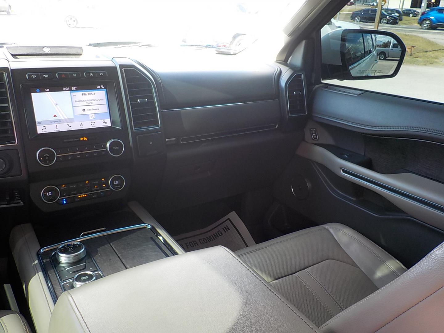 2019 White /Gray Ford Expedition Limited 4WD (1FMJU2AT5KE) with an 3.5L V6 DOHC 24V FFV engine, 6A transmission, located at 1617 W Church Street, Livingston, TX, 77351, (936) 327-3600, 30.710995, -94.951157 - Nice 4X4 family ride! Take the whole family to the lease this year in this comfortable expedition!! - Photo#13