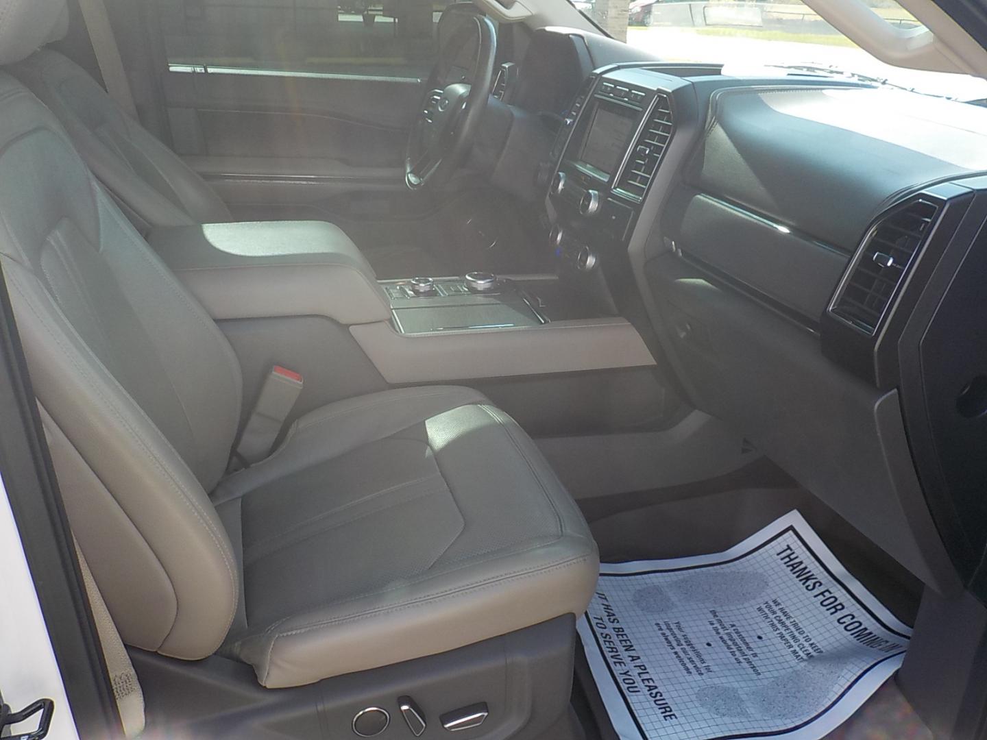 2019 White /Gray Ford Expedition Limited 4WD (1FMJU2AT5KE) with an 3.5L V6 DOHC 24V FFV engine, 6A transmission, located at 1617 W Church Street, Livingston, TX, 77351, (936) 327-3600, 30.710995, -94.951157 - Nice 4X4 family ride! Take the whole family to the lease this year in this comfortable expedition!! - Photo#21