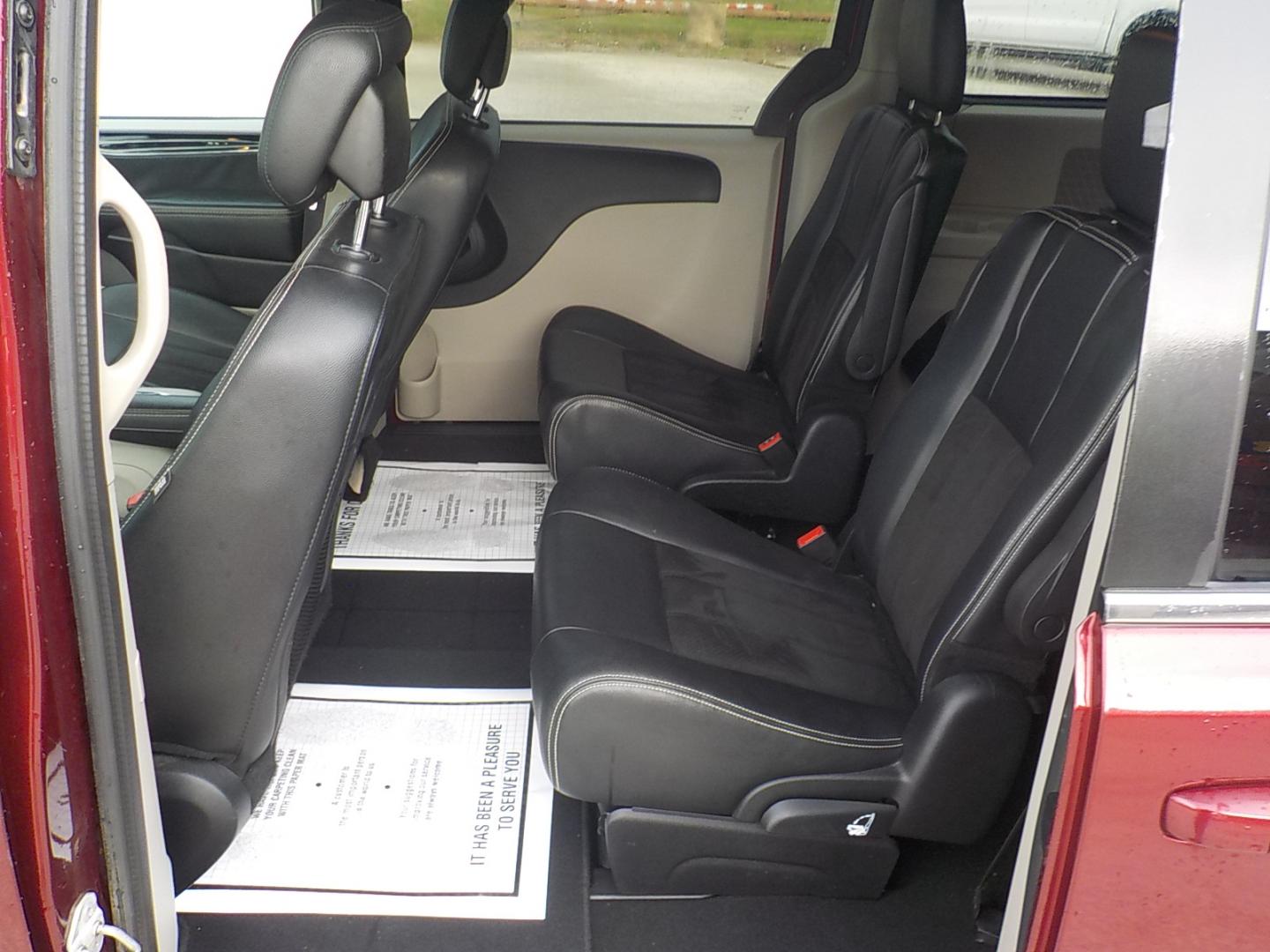 2020 Maroon /Black Dodge Grand Caravan SXT (2C4RDGCG1LR) with an 3.6L V6 DOHC 24V engine, 6A transmission, located at 1617 W Church Street, Livingston, TX, 77351, (936) 327-3600, 30.710995, -94.951157 - Fantastic family vehicle for not a lot of money in today's world!! - Photo#10